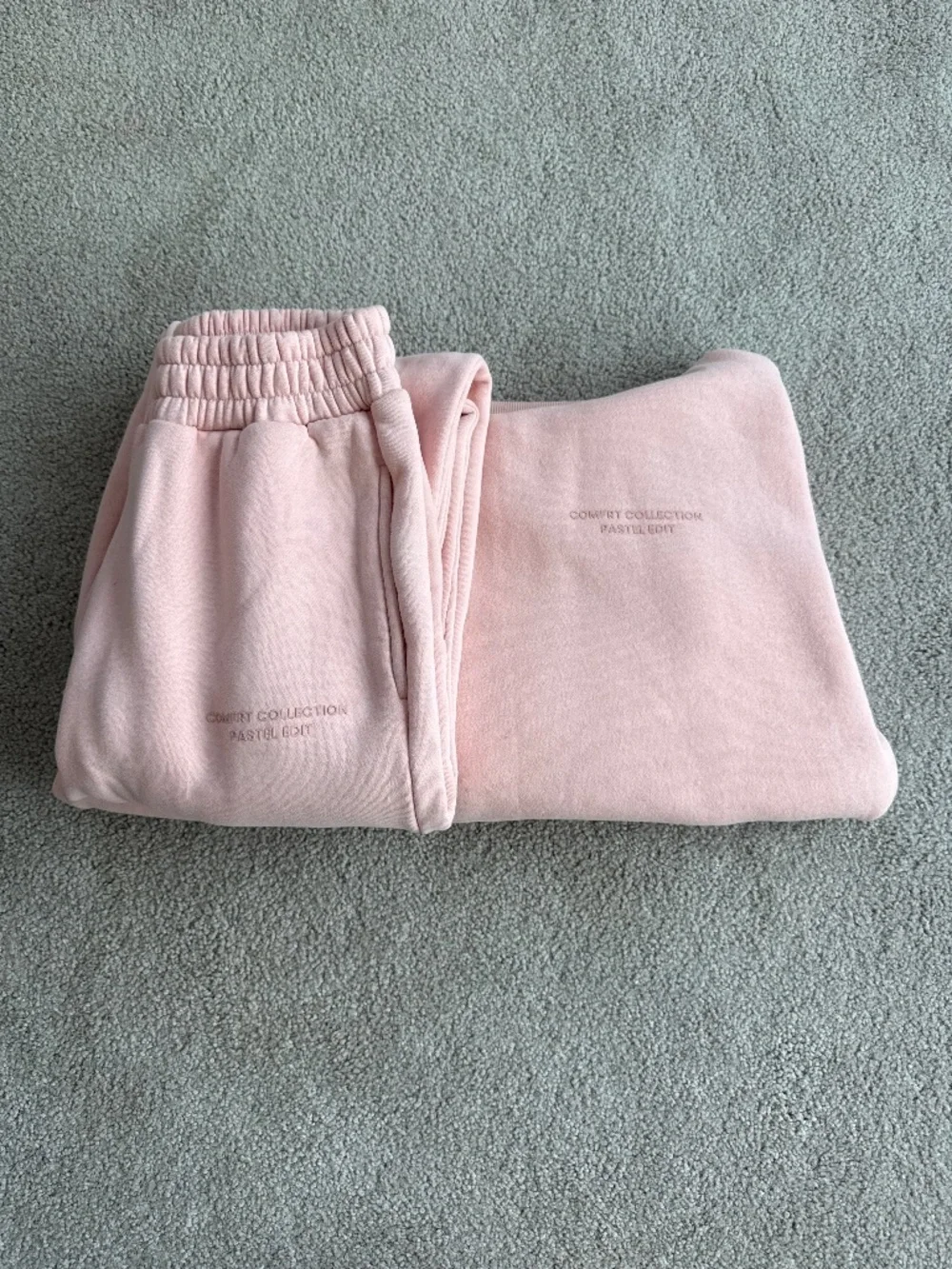 Comfrt Peach Pink Pastel Sweat Set - Picture 1 of 9